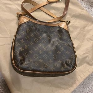 Authentic Louis Vuitton Odeon Leather Crossbody Bag